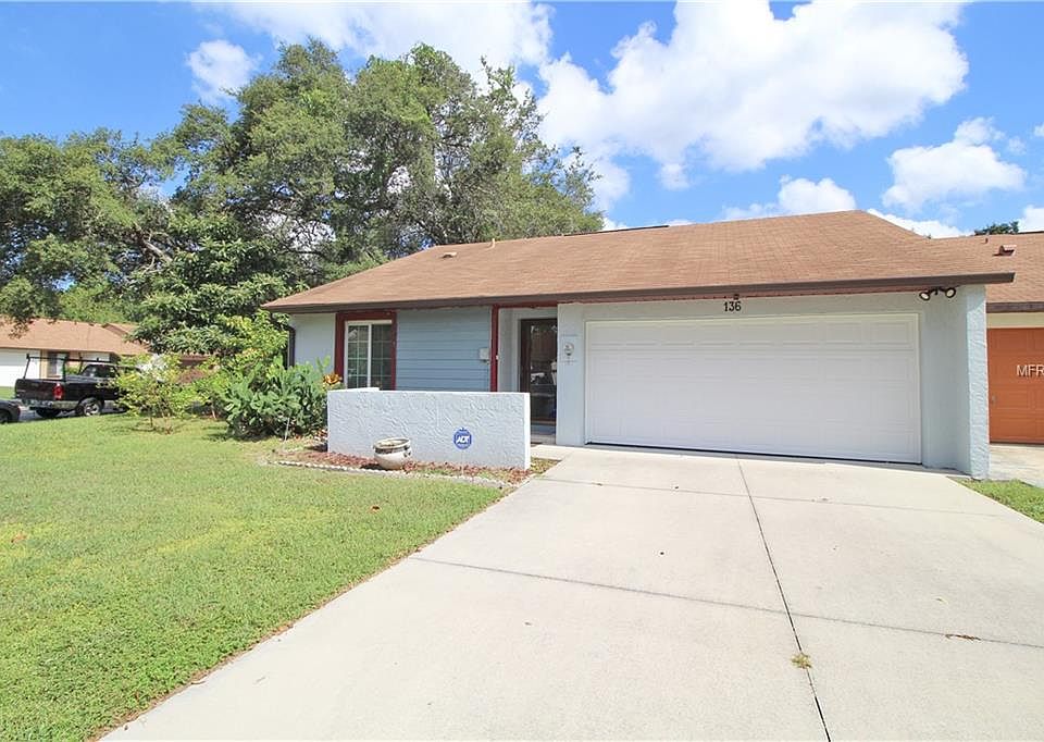 1st image of 136 Sand Pine Cir
