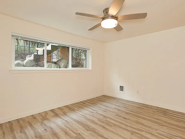 24th Ave NW - Located in Vibrant Ballard — Photo 19