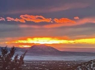 55 Calimo Cir, Santa Fe, NM 87505