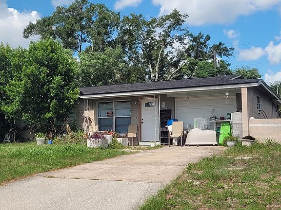 2nd image of 2320 Fleet Cir