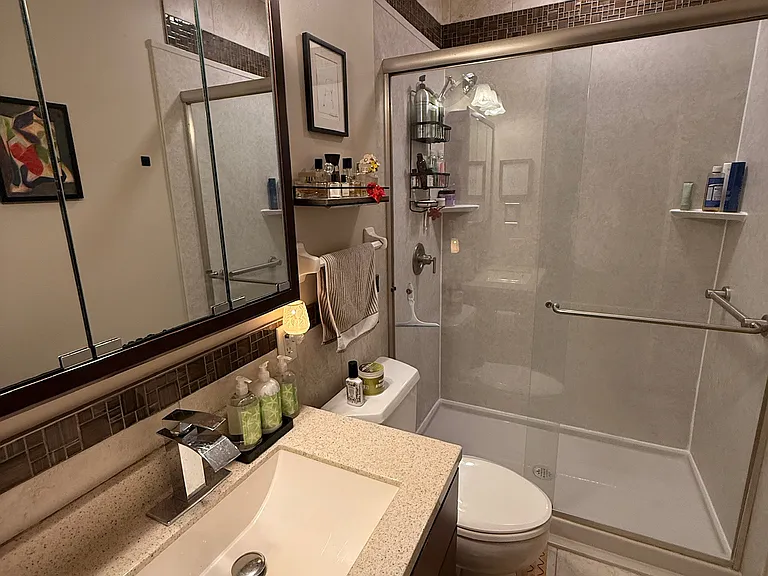 2472 Fairview Ave #1 — Photo 20
