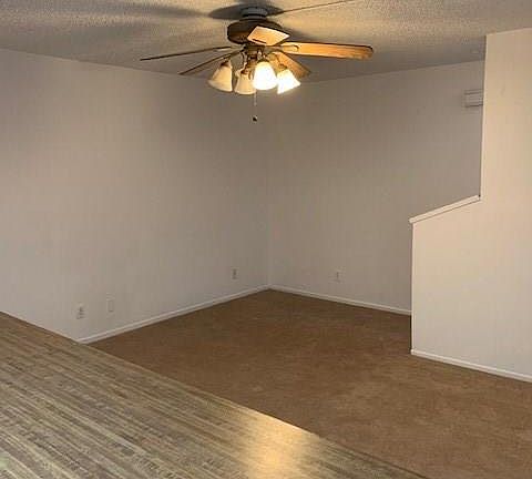 4th image of 310 Shadybrook Ln Unit B