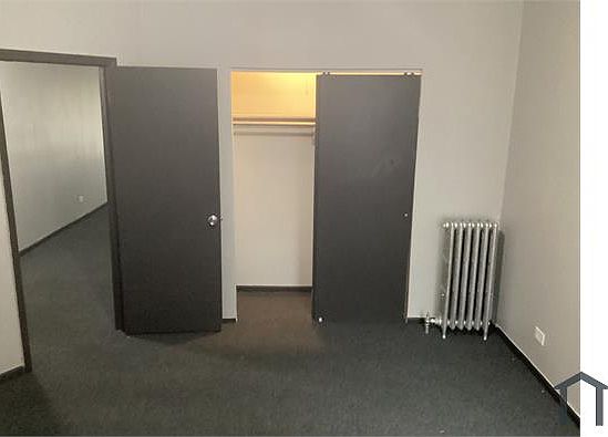 5th image of 7549 S Essex Ave #1