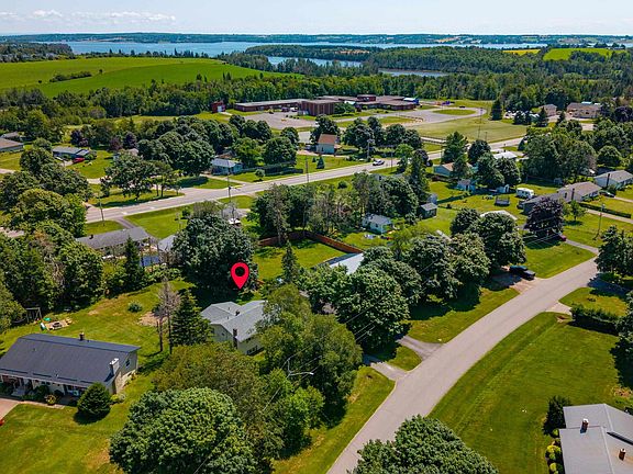 3rd image of 36 Bonavista Dr