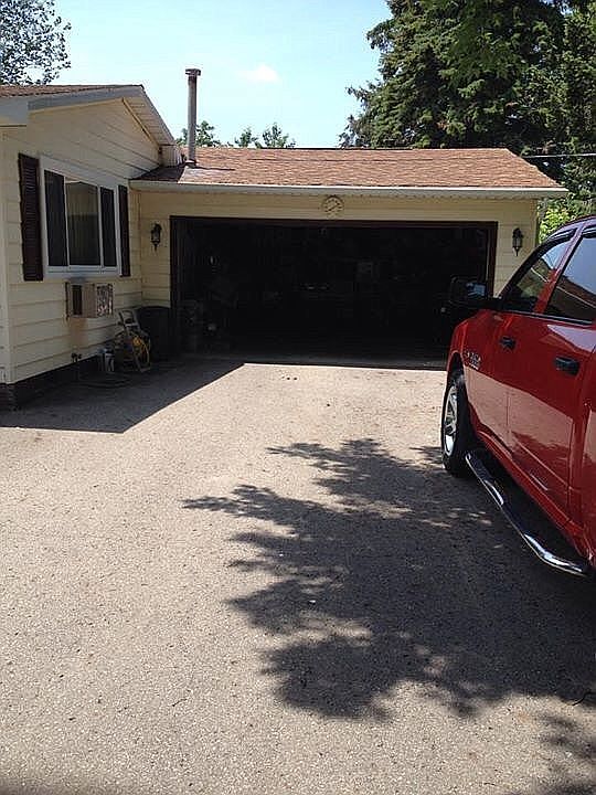 2nd image of 26 Renn St