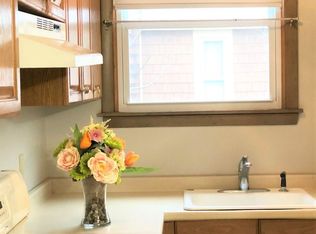 178-180 Pearl St, Holyoke, MA 01040