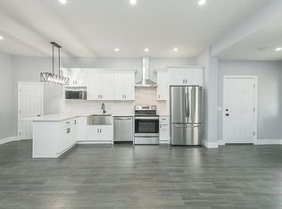 41-08 Ditmars Blvd #1A, Astoria, NY 11105