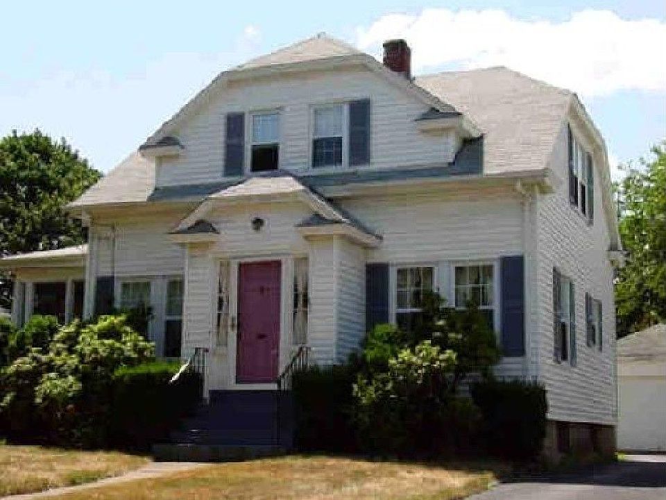 Wonderful Dutch Colonial