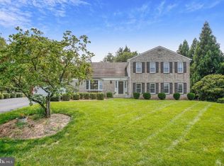 9921 Chase Hill Ct, Vienna, VA 22182