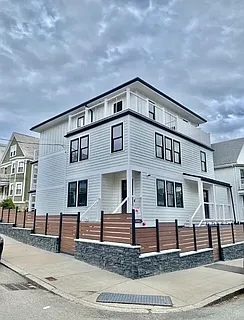 3 bed, 3.0 bath, 1200 sqft, $4,400 — Photo 2