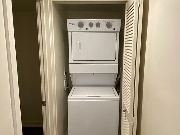 5th image of 9942 Buena Vista Ave #4