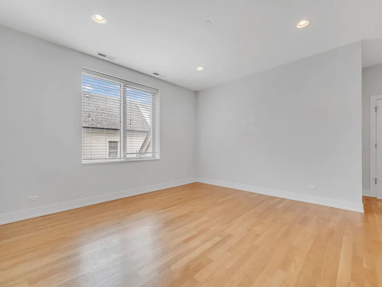 3201 W Wabansia Ave #4A — Photo 15