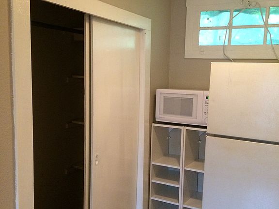 4th image of 1547 W Huisache Ave
