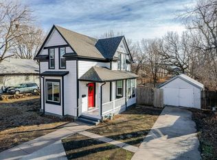 419 E 8th St, Newton, KS 67114