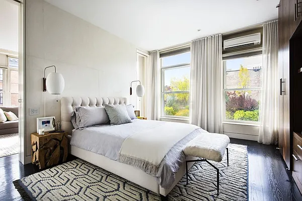 Sold by Stribling | media 6