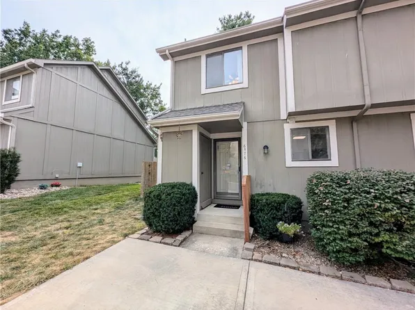 6576 Charles St, Shawnee, KS 66216