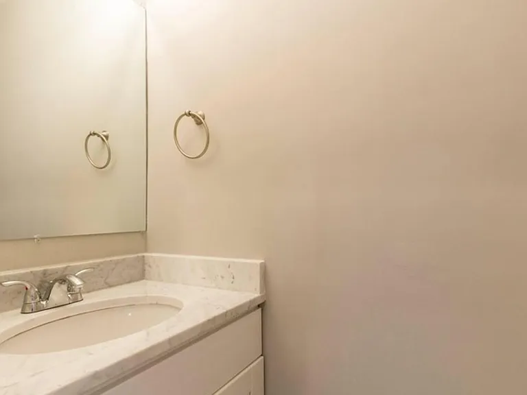 521 Powhatan Pl NW — Photo 7