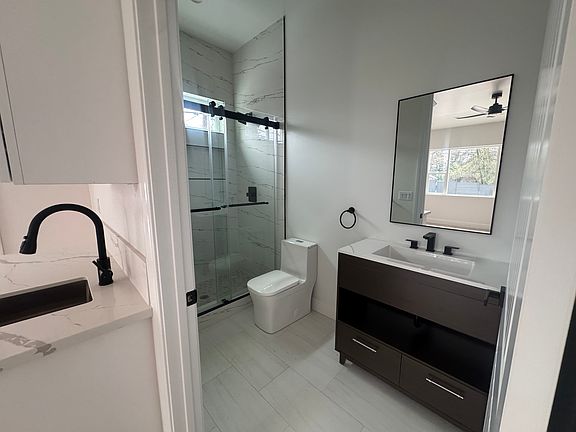 4th image of 8105B Fair Oaks Blvd #2