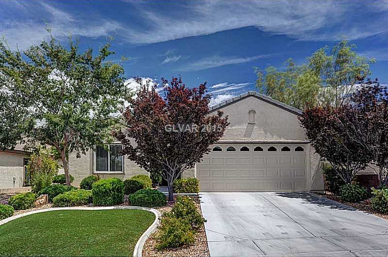 1st image of 2504 Crater Rock St