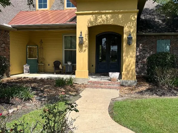 2654 E Robinwood Dr, Lake Charles, LA 70611