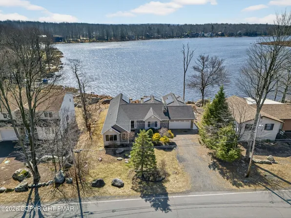 2515 Waterfront Dr, Tobyhanna, PA 18466