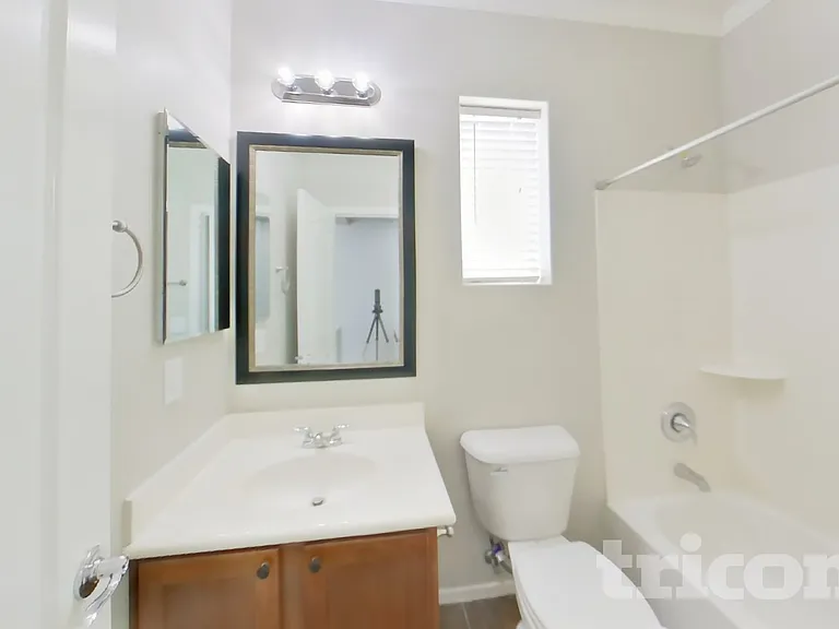 4930 E Del Rio Dr — Photo 15