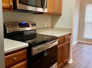 233 Shenandoah Dr, Riverdale, GA 30274