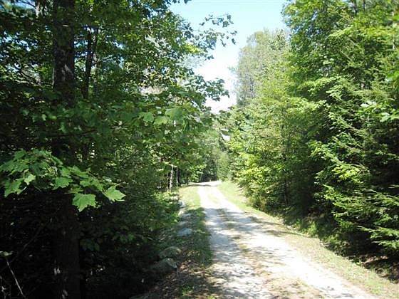 1st image of 186 Christopher Rd