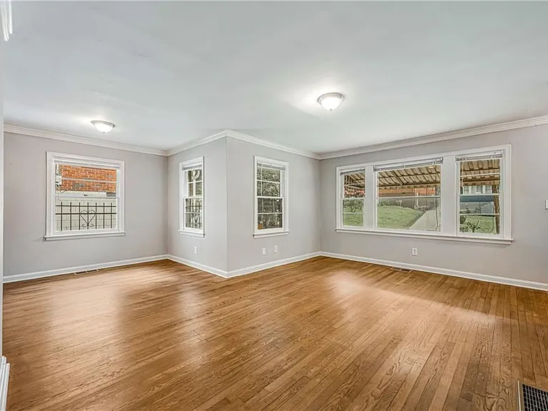 847 Gertrude Pl NW — Photo 5
