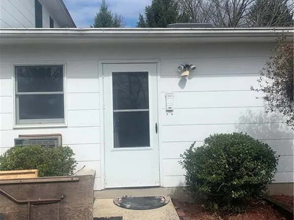 179 Summit Ave, Tappan, NY 10983