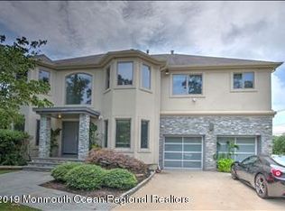 344 Park Ave, Oakhurst, NJ 07755