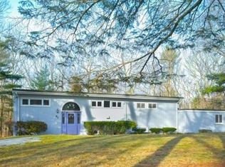 52 Pequot Rd, Wayland, MA 01778
