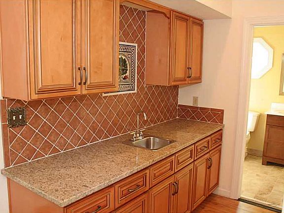 3rd image of 109 N Joshuas Way