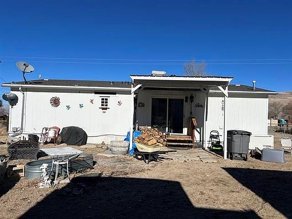 4th image of 493 Mule Deer Rd
