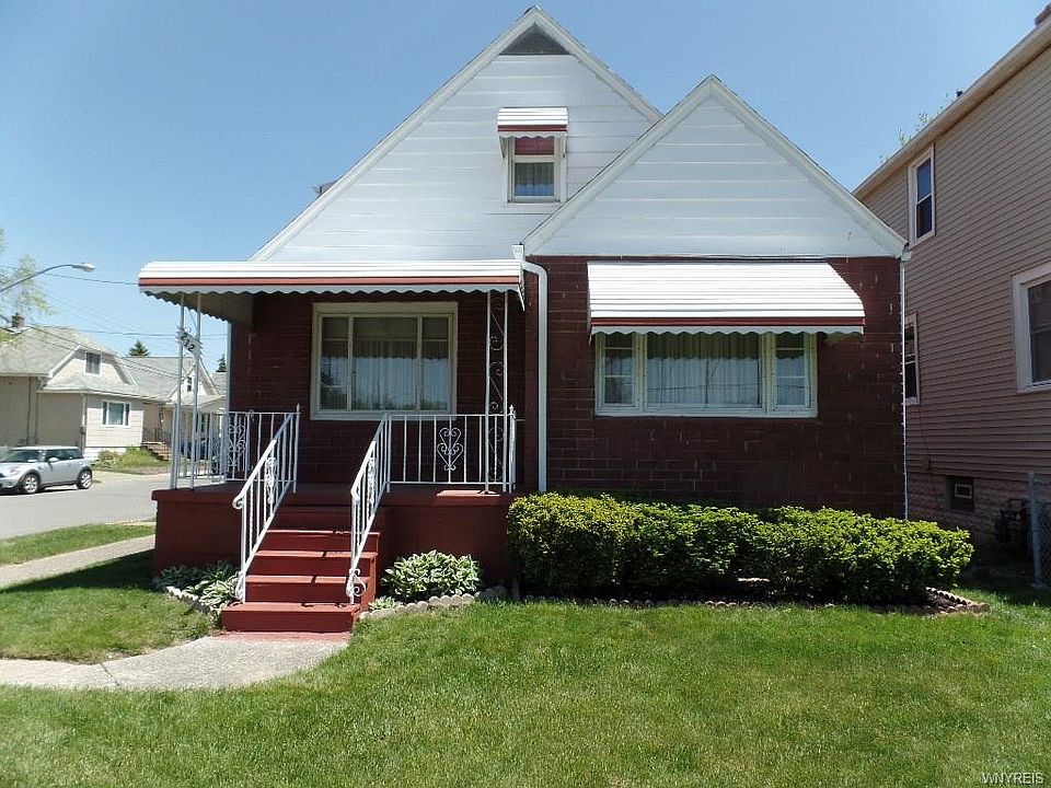 1st image of 212 Franklin St