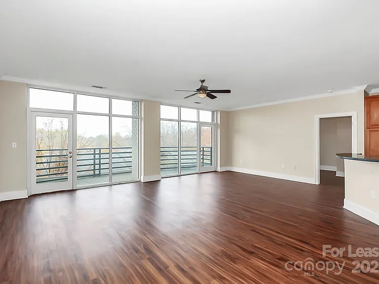 400 N Church St #414 — Photo 5