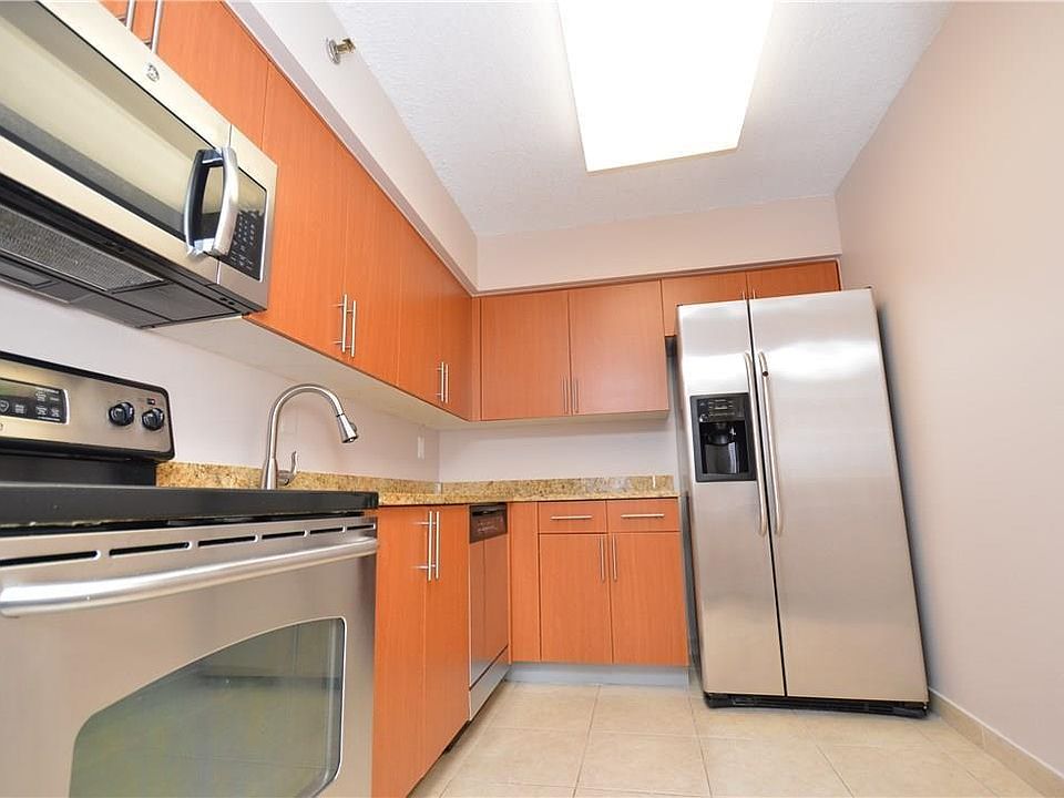 1st image of 3300 NE 192nd St APT 1300
