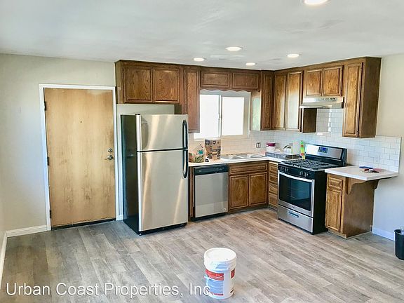 5th image of 4529 Park Blvd #A