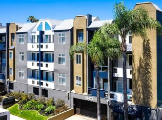 11473 Riverside Dr #208, North Hollywood, CA 91602