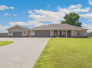 6108 SW Lee Ln, Bentonville, AR 72713