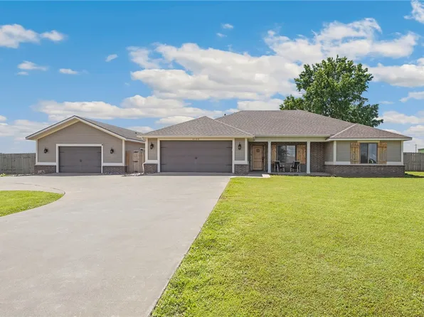 6108 SW Lee Ln, Bentonville, AR 72713