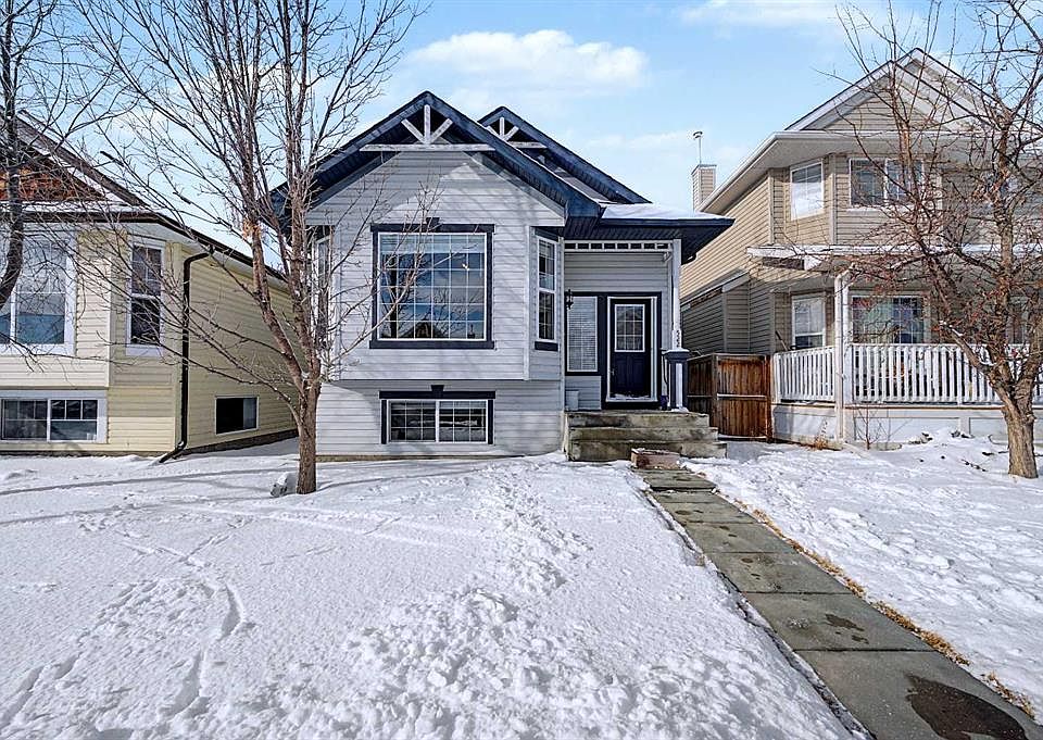 1st image of 522 NE Evermeadow Rd SW