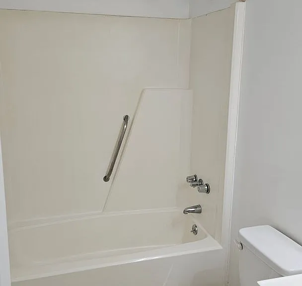 852 Pine St #854 — Photo 7