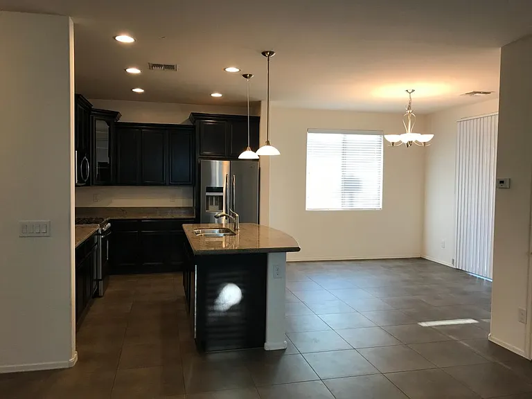 1792 W Homestead Dr — Photo 8