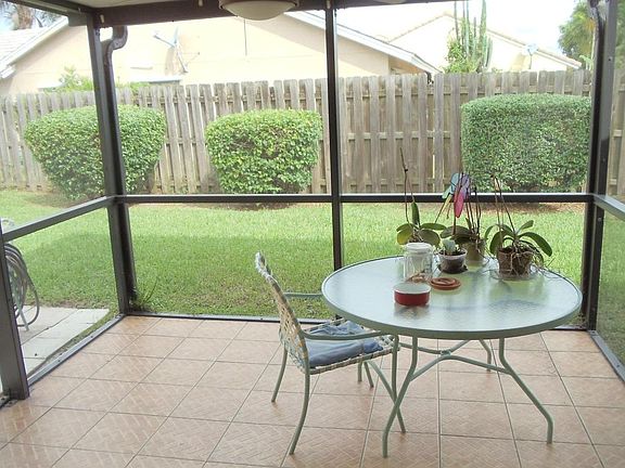 4th image of 6428 Country Fair Cir