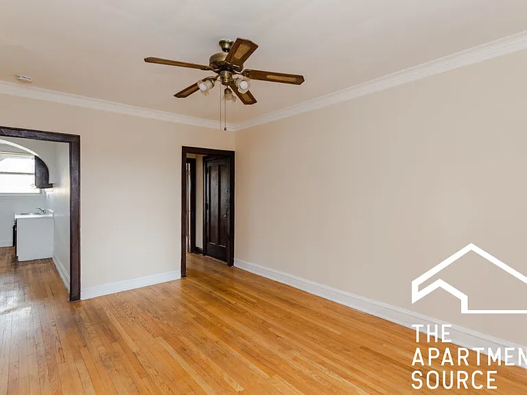 2111 Grove Ave #110 — Photo 3