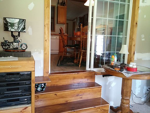 3rd image of 21 Laboda Ln