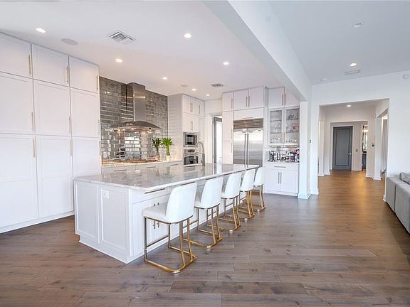 5th image of 2711 W TRILBY AVENUE