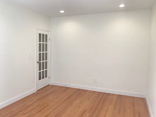 Rented by PMG Real Estate  | media 9