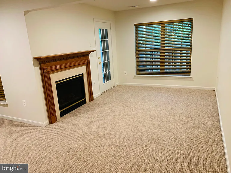 13706 Harvest Glen Way — Photo 11